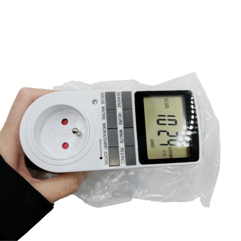 7 Days Programmable Timer Sock - Timer Dual Outlet のレビューと価格